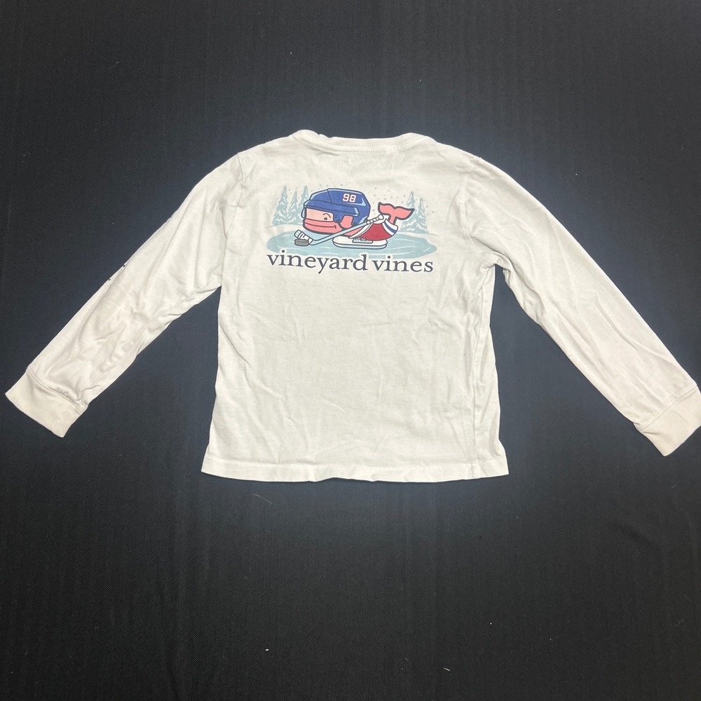 Vineyard Vines Kids White Hockey Whale Long Sleeve Pocket Tee Shirt Size 6